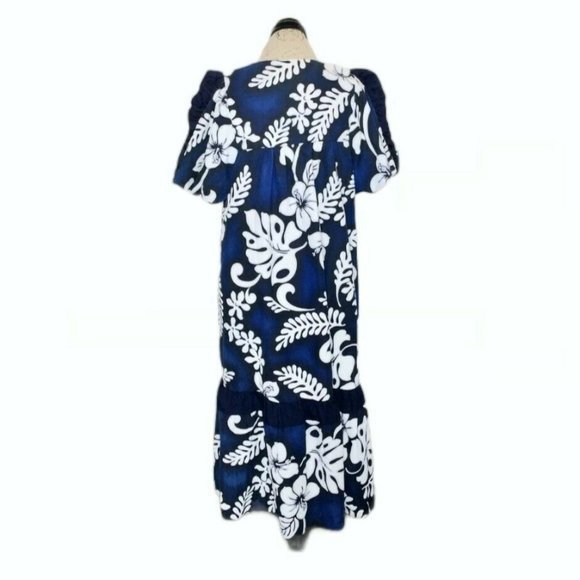 Jane M Hawaii Vintage Muumuu Dress - Picture 4 of 12